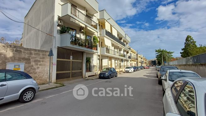 Box/posto auto in residenziale in Via Mulini