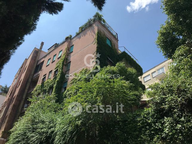 Appartamento in residenziale in Via Appiano