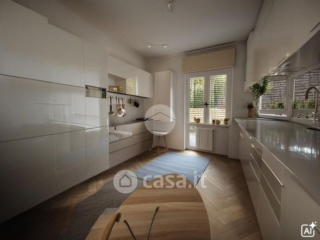 Appartamento in residenziale in Viale Cesare Battisti 89