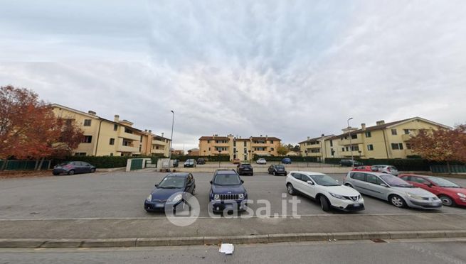 Appartamento in residenziale in Via Divisione Folgore 4