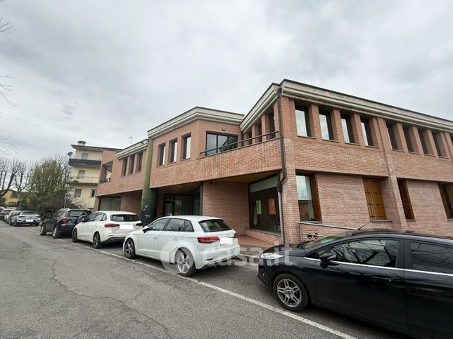 Ufficio in commerciale in Via Mulino di Mezzo