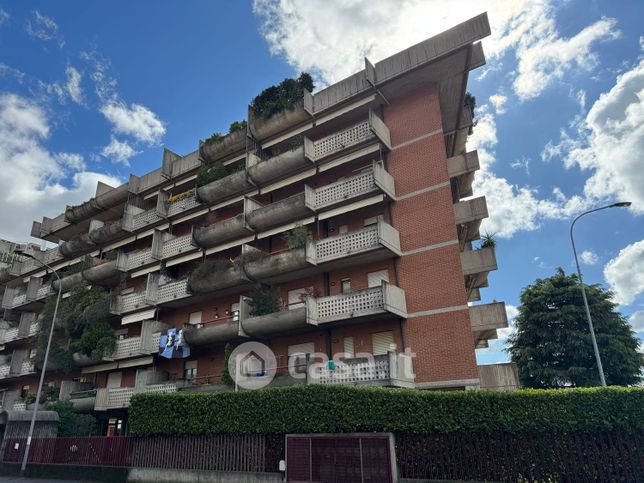 Box/posto auto in residenziale in Via Monte Cornagera 19
