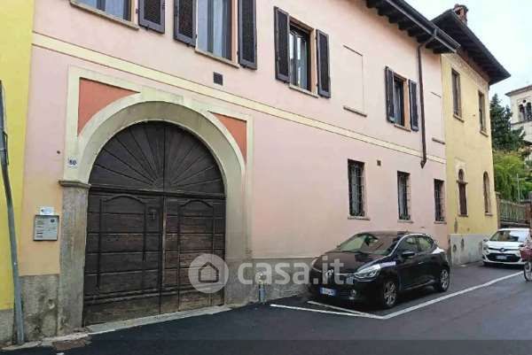 Appartamento in residenziale in Via Briante 46