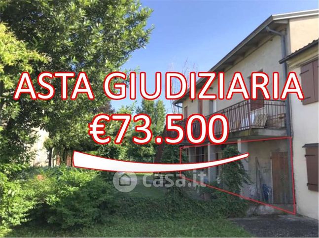 Casa bi/trifamiliare in residenziale in Via S. Pelagio 15