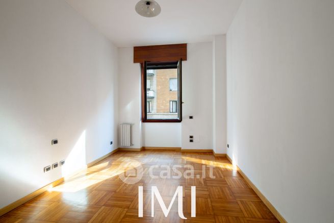 Appartamento in residenziale in Via Numa Pompilio 1
