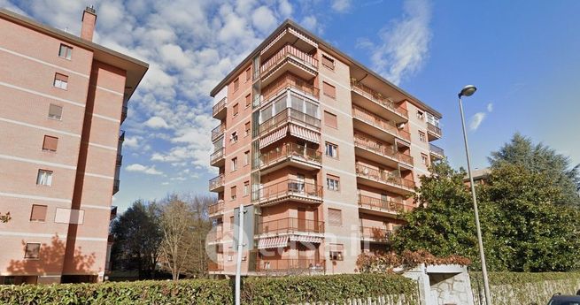 Appartamento in residenziale in Via Giacomo Puccini 3