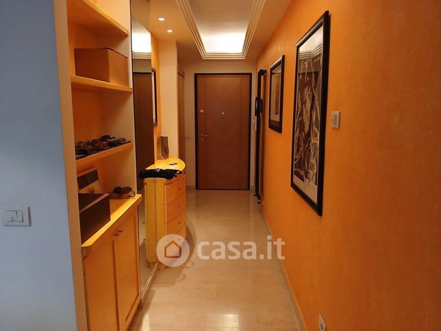 Appartamento in residenziale in Via Olindo Guerrini 21