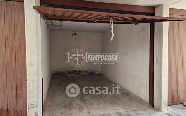 Box/posto auto in residenziale in 