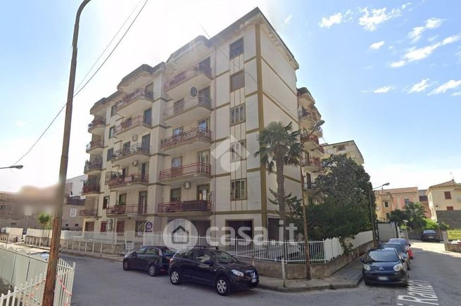 Appartamento in residenziale in Traversa II A. Moro Corso 13