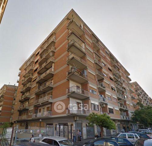 Appartamento in residenziale in Via Vestricio Spurinna 105