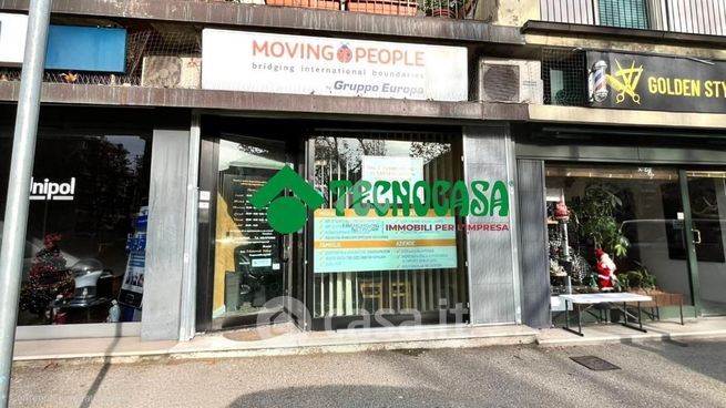Ufficio in commerciale in Via Luigi Gordigiani 38