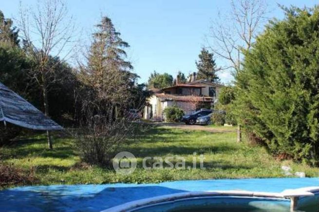 Casa indipendente in residenziale in Via P. Bersellini 2