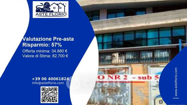 Ufficio in commerciale in Via Camillo Renzi 32