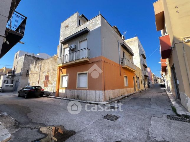 Casa indipendente in residenziale in Via San Martino 46
