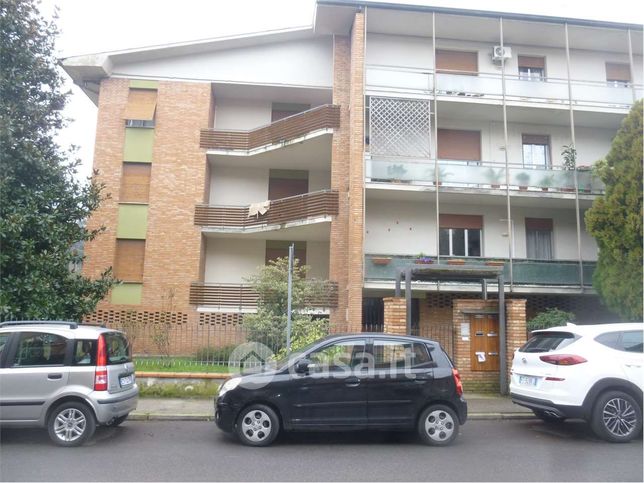 Appartamento in residenziale in Via Francesco la Greca 14