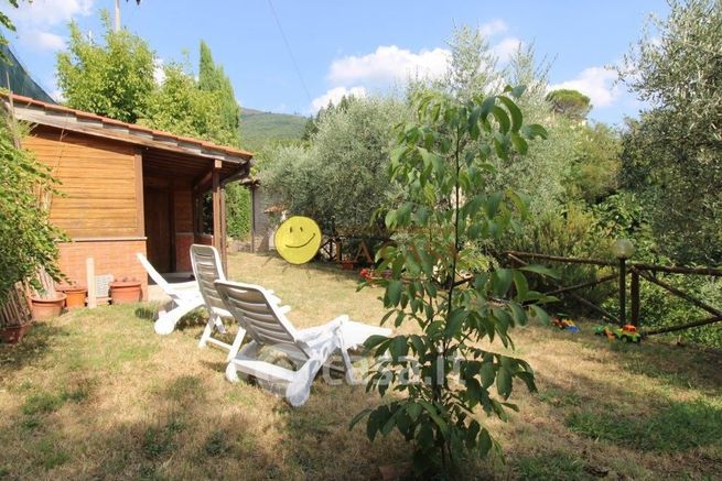 Casa indipendente in residenziale in SP86