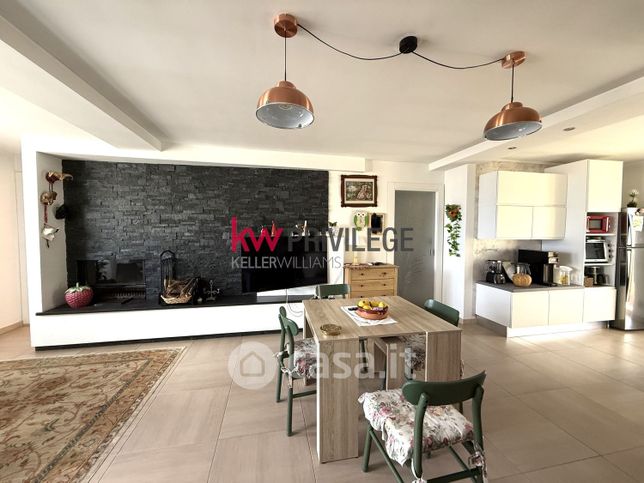 Appartamento in residenziale in Via Sardegna 12