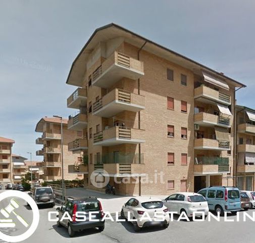 Appartamento in residenziale in Via Vinciguerra