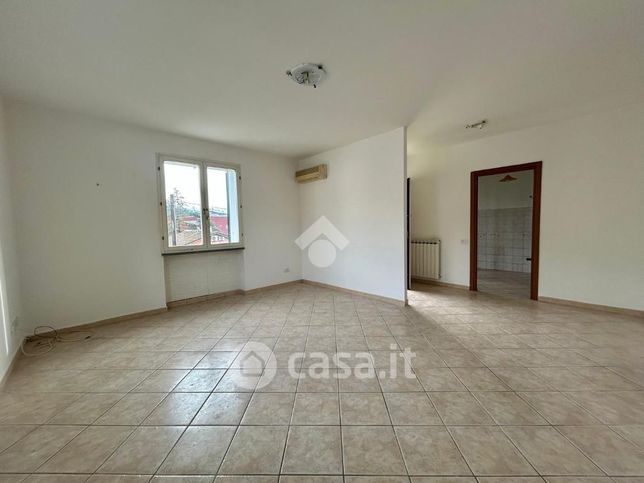 Appartamento in residenziale in Via XXV Aprile