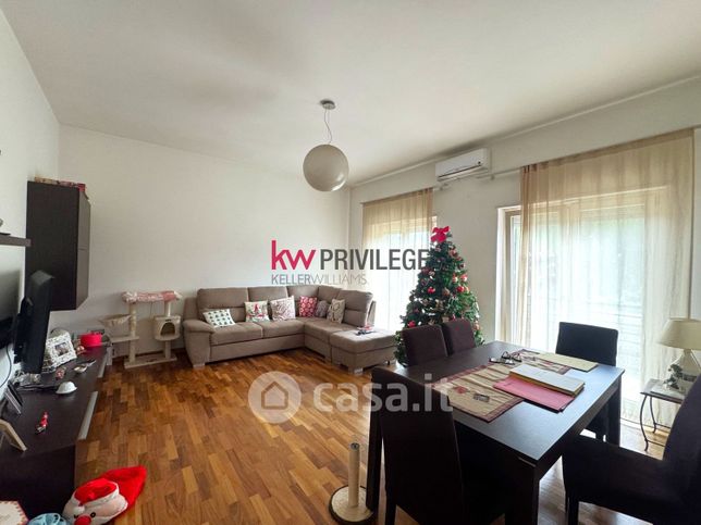 Appartamento in residenziale in Via Napoli 6