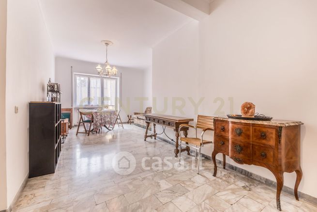 Appartamento in residenziale in Via della Magliana 184