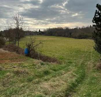 Terreno agricolo in commerciale in Via Piero Ferrerio