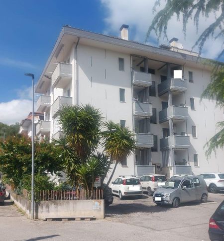 Appartamento in residenziale in Via Ignazio Silone 10