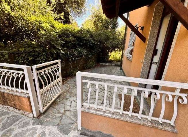 Appartamento in residenziale in Via Defisiu 9