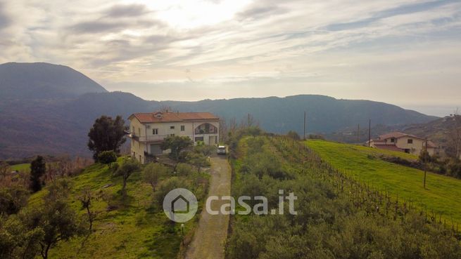 Villa in residenziale in Contrada Gelso 3