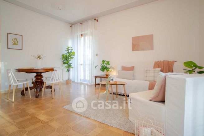 Casa bi/trifamiliare in residenziale in Via dei Corsi 97