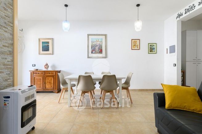 Appartamento in residenziale in Via Francesco Giacomo Tricomi 30