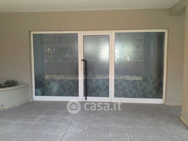 Attivitã /licenza (con o senza mura) in commerciale in Via Milazzo 4 c