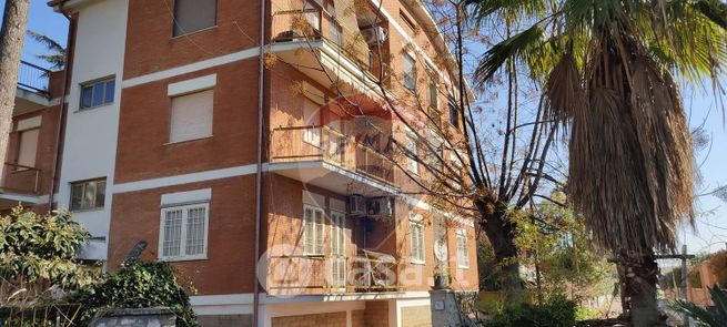 Appartamento in residenziale in Via Genova 7