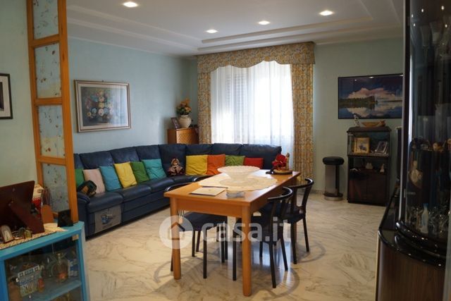 Appartamento in residenziale in Via Angelo Zavarroni