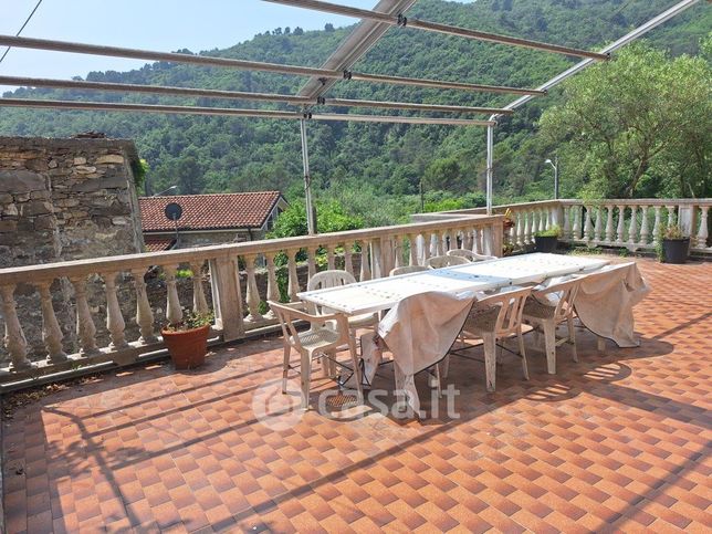 Casa indipendente in residenziale in Via Alberto Divizia
