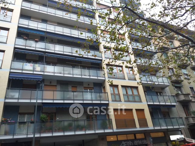 Appartamento in residenziale in Viale Campania 26