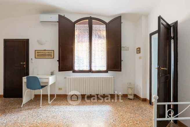 Appartamento in residenziale in Via San Mamolo 3