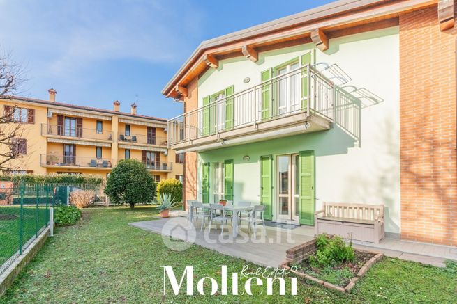 Villetta a schiera in residenziale in Via Carlo Cattaneo 10