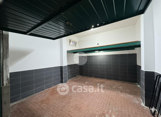 Box/posto auto in residenziale in Via Dante Alighieri 2