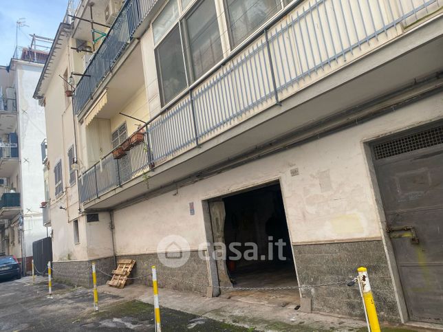 Garage/posto auto in residenziale in Via Solfatara 77