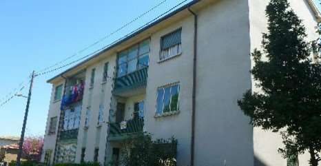 Appartamento in residenziale in Via Tito Speri 14