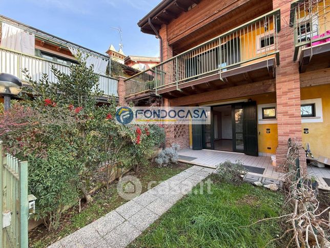 Casa bi/trifamiliare in residenziale in Via Malocco Sotto
