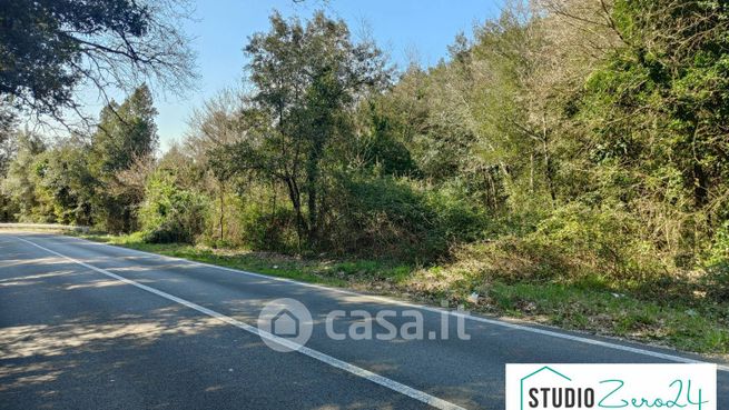 Terreno agricolo in commerciale in Via Rimembranze