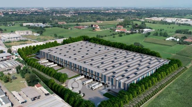 Capannone in commerciale in Via A. Volta