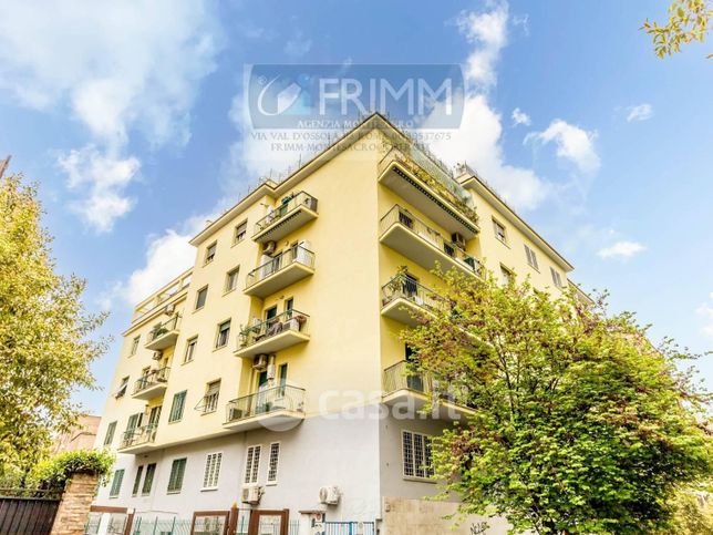 Appartamento in residenziale in Via Pandosia