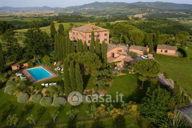 Rustico/casale in residenziale in 