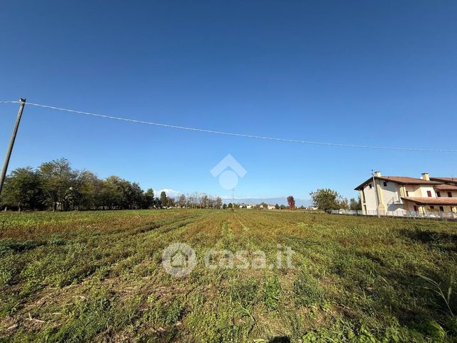 Terreno edificabile in residenziale in 