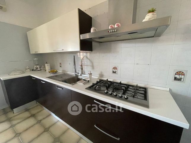 Casa bi/trifamiliare in residenziale in Via Pasquale Salibra