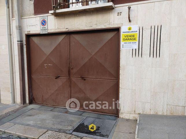 Box/posto auto in residenziale in Via Dogali
