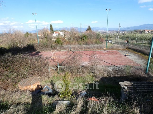 Terreno edificabile in residenziale in Via Calcinaio